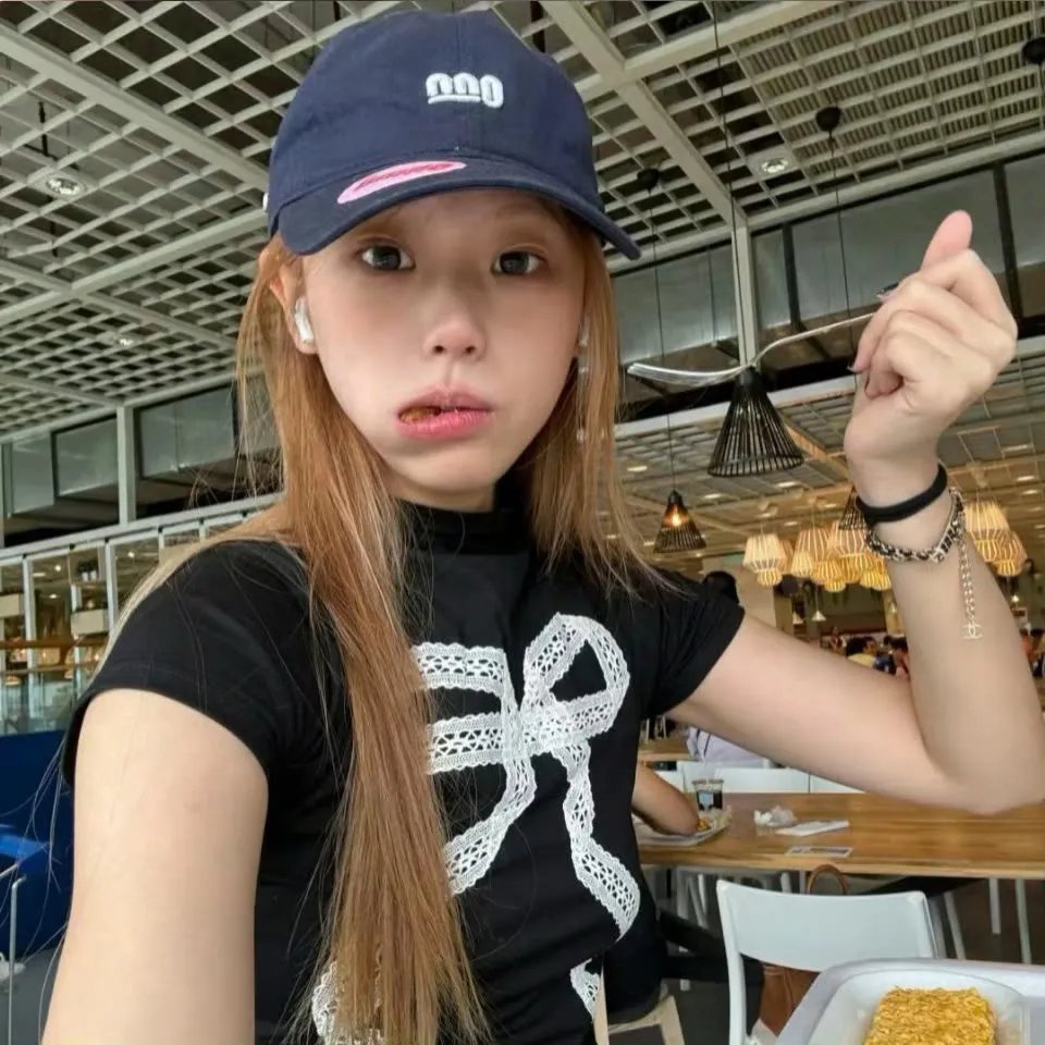 无法相恋的两人